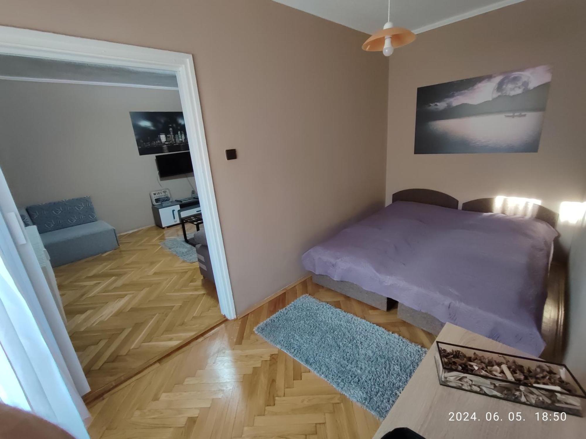 Startpont Apartman ペーチ エクステリア 写真